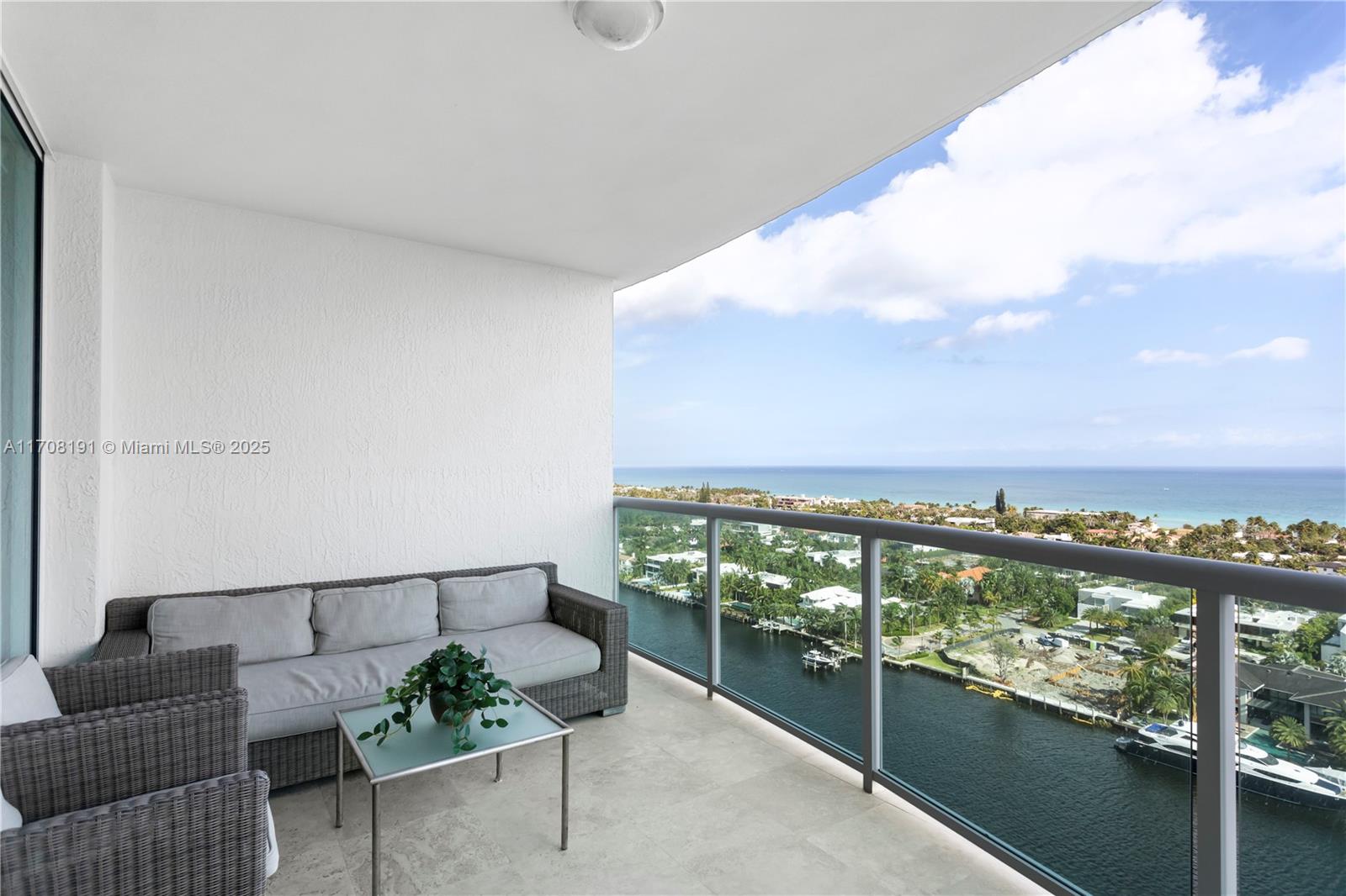 20201 E Country Club Dr # 1902