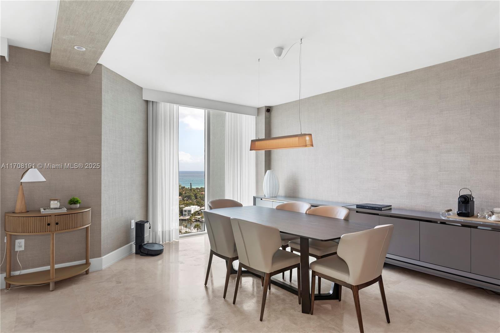 20201 E Country Club Dr # 1902