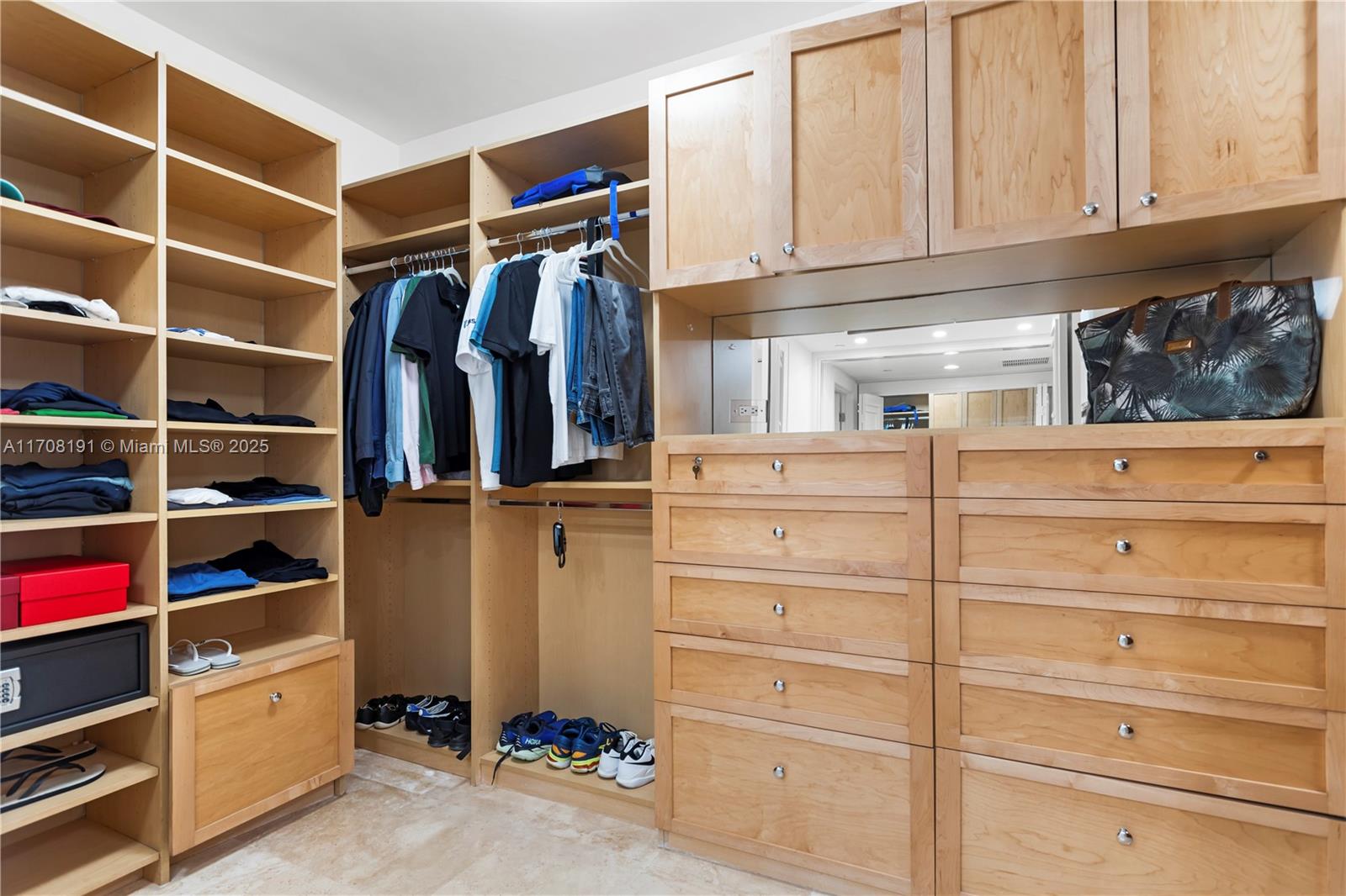 20201 E Country Club Dr # 1902