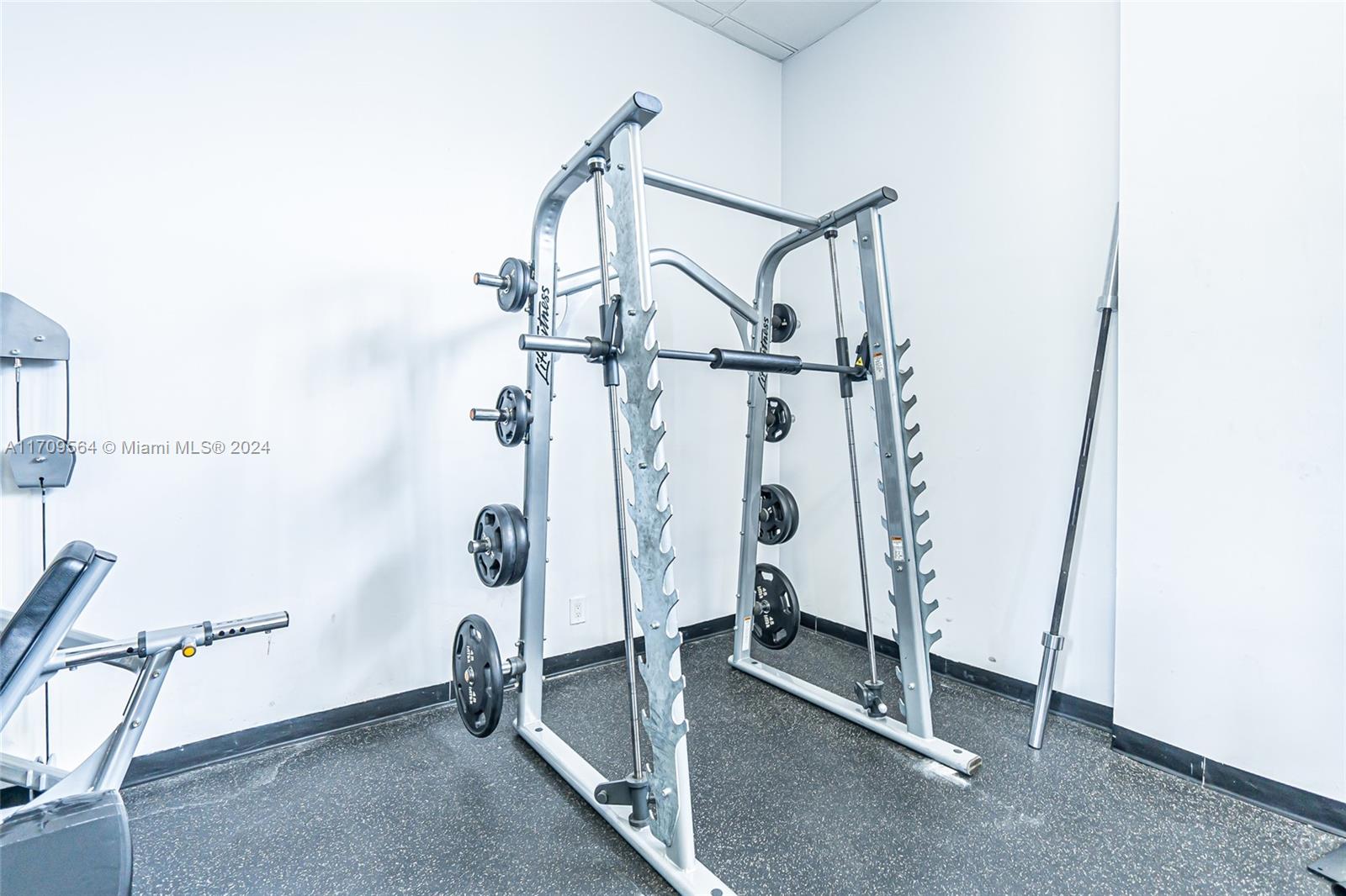 100 Bayview Dr # 1615