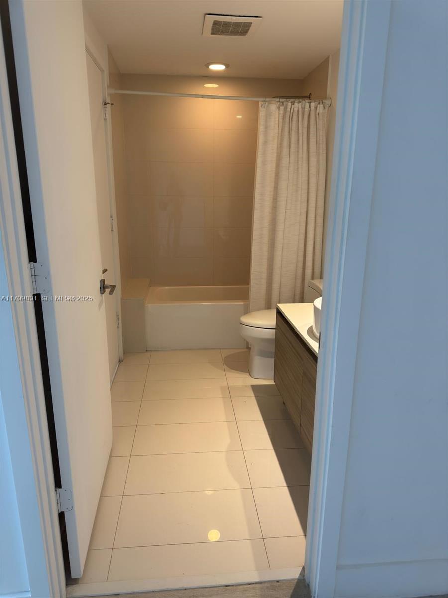 121 NE 34th St # 1214 | Hyde Midtown