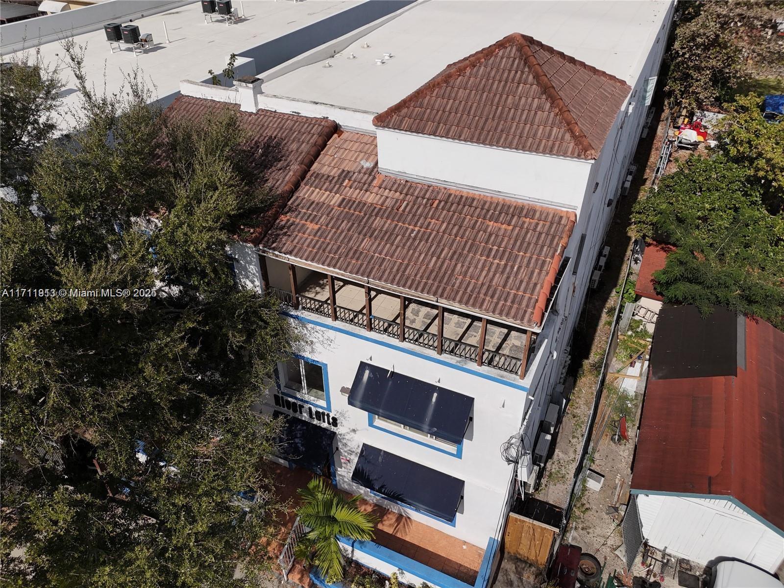 1021 NW 3rd St # 306