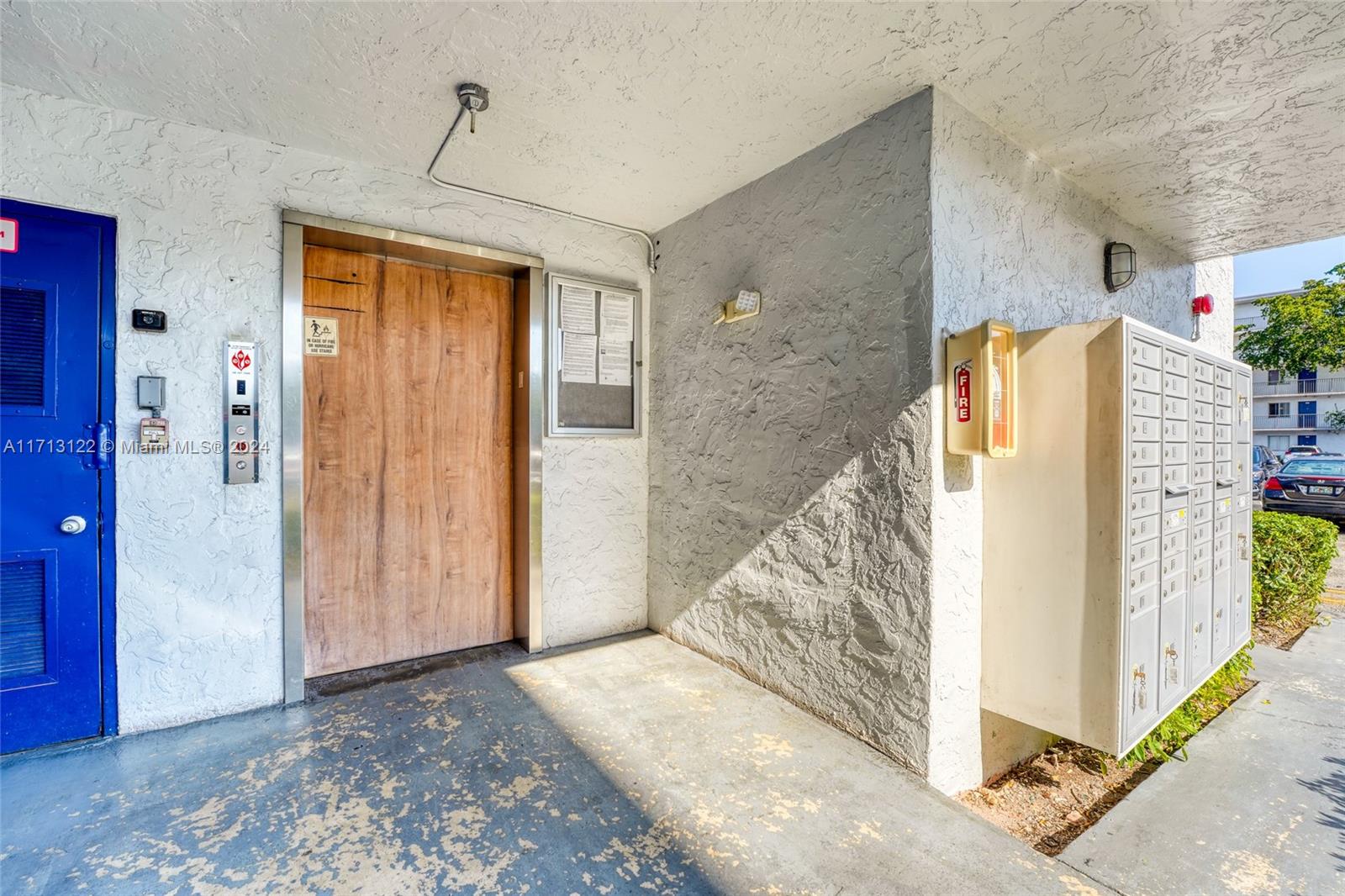 8740 N Sherman Cir # 306
