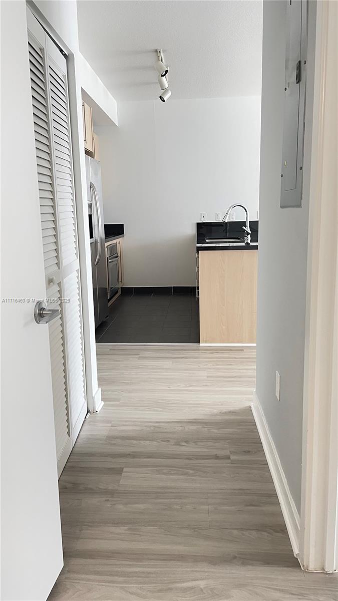 1111 SW 1st Ave Unit: 2224-N