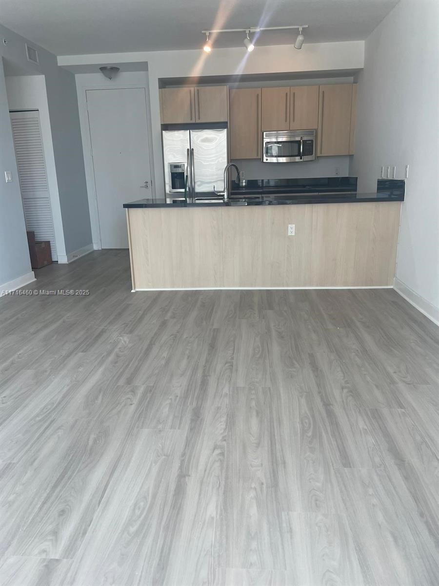 1111 SW 1st Ave Unit: 2224-N