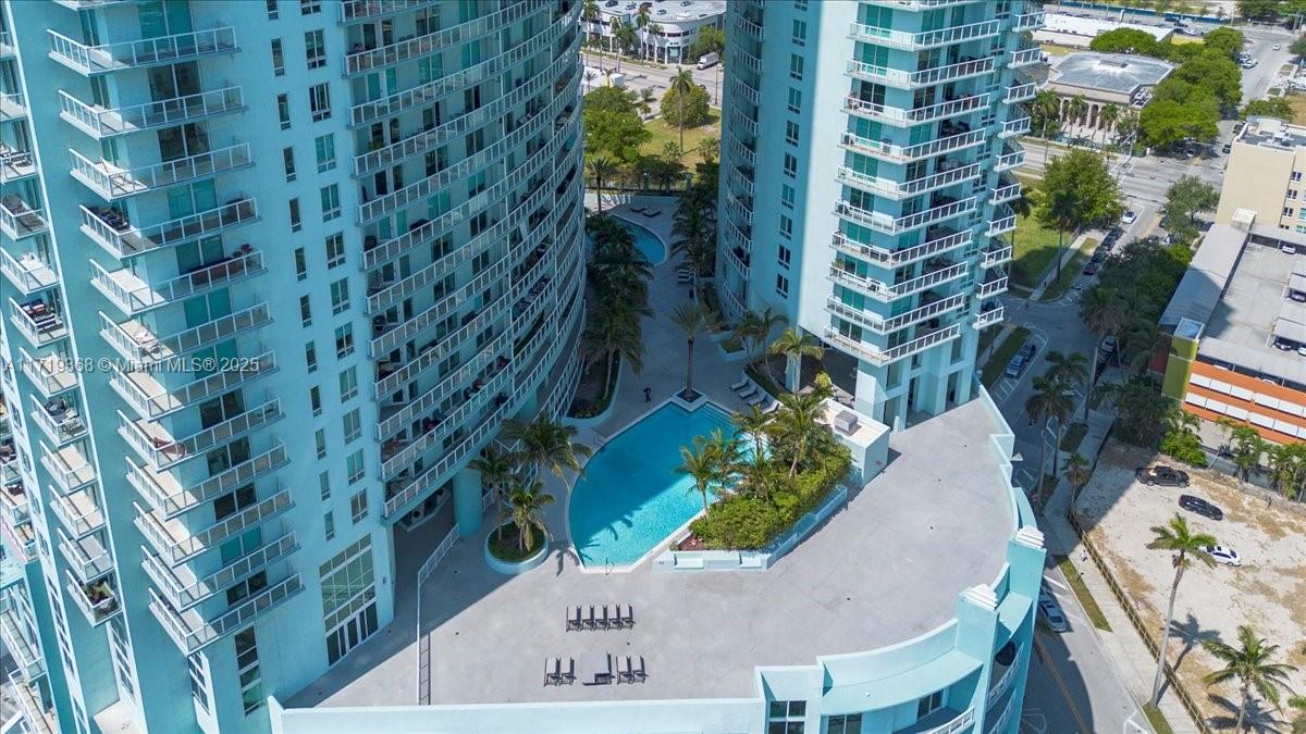 1900 N Bayshore Dr # 1819