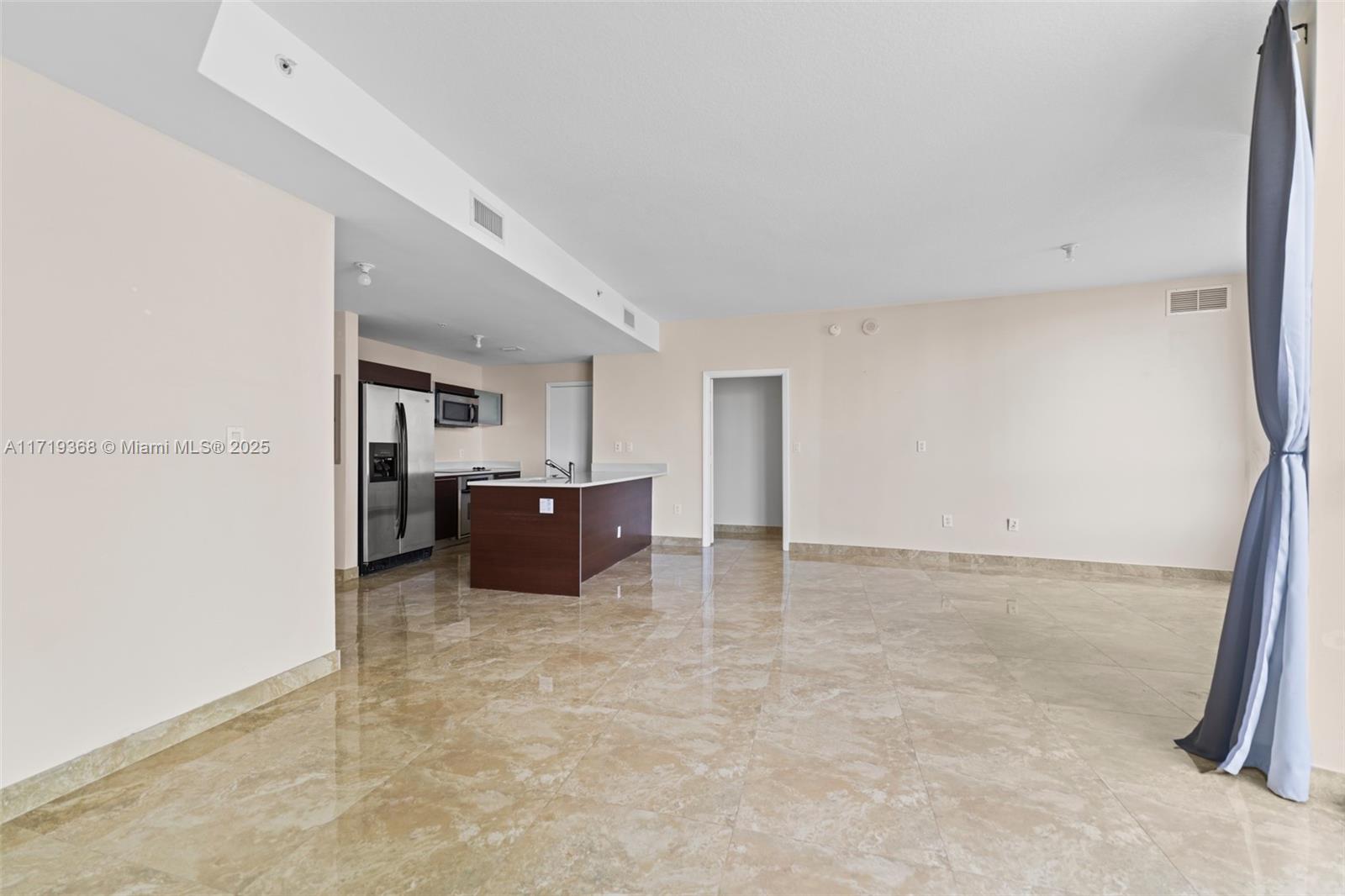 1900 N Bayshore Dr # 1819