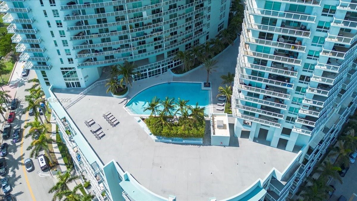 1900 N Bayshore Dr # 1819