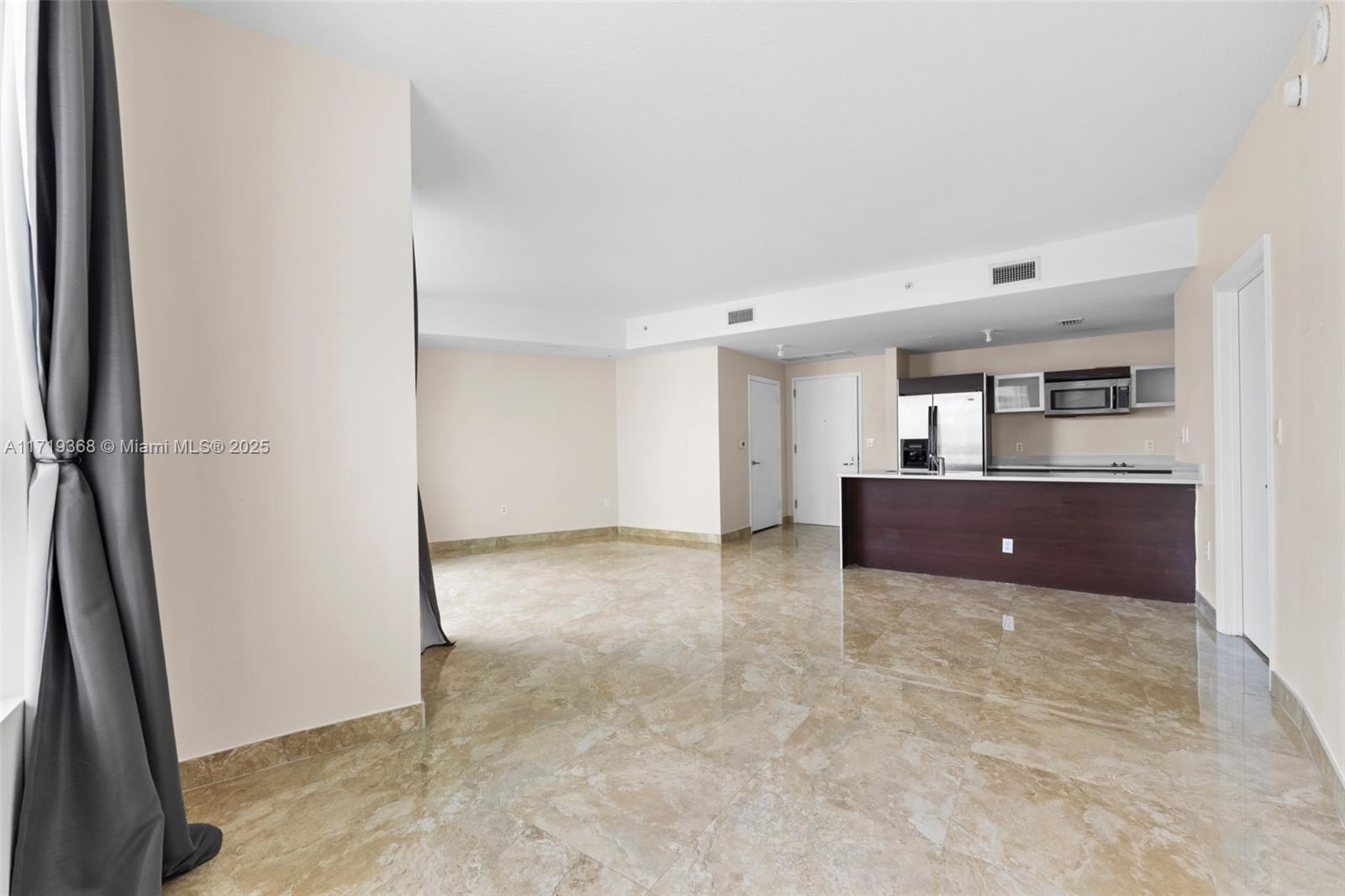 1900 N Bayshore Dr # 1819