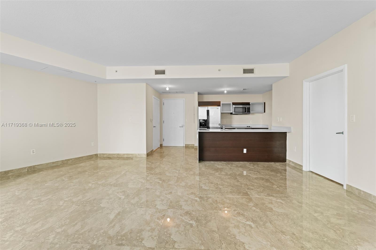 1900 N Bayshore Dr # 1819