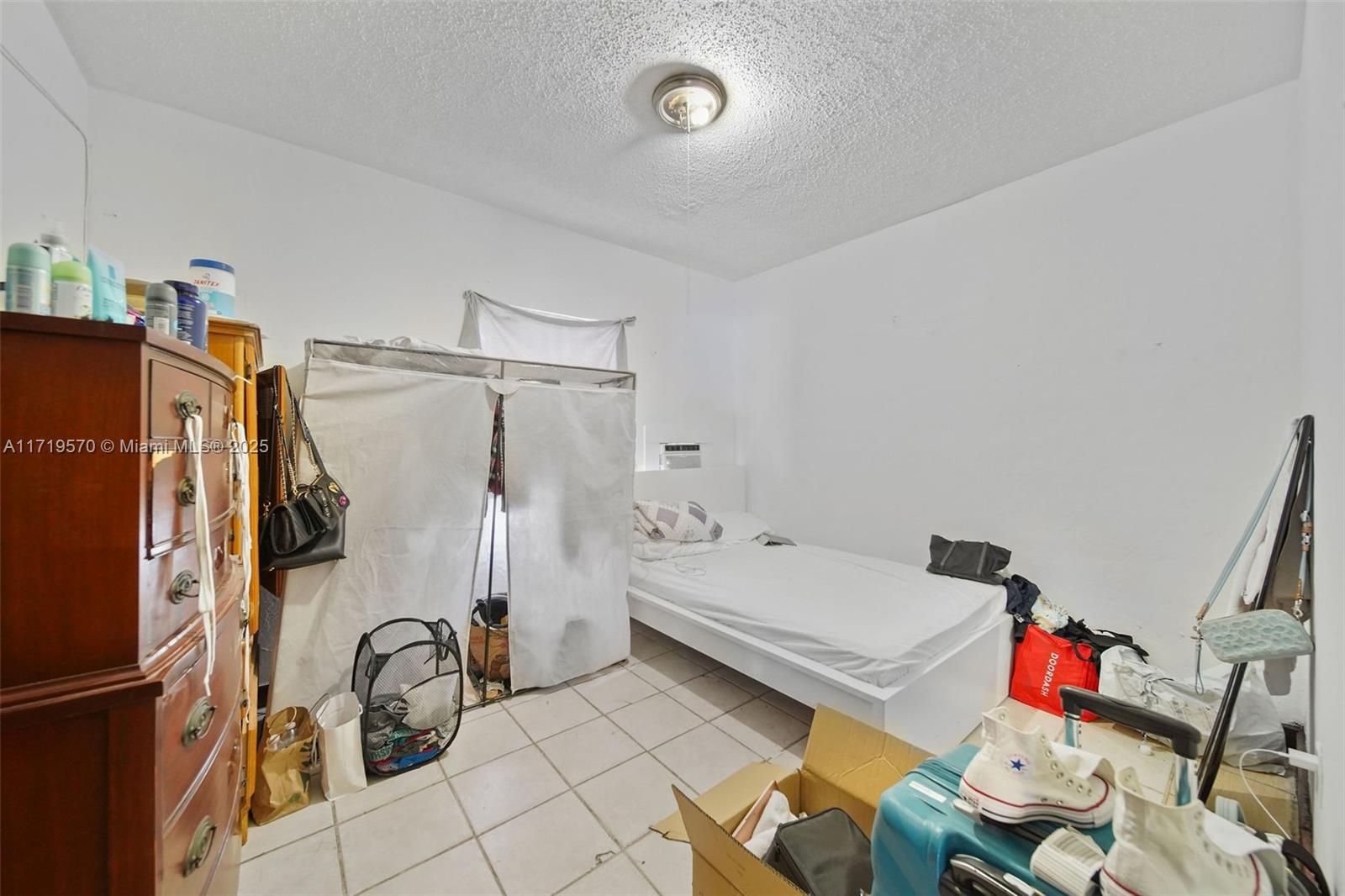 2286 NW 35th St