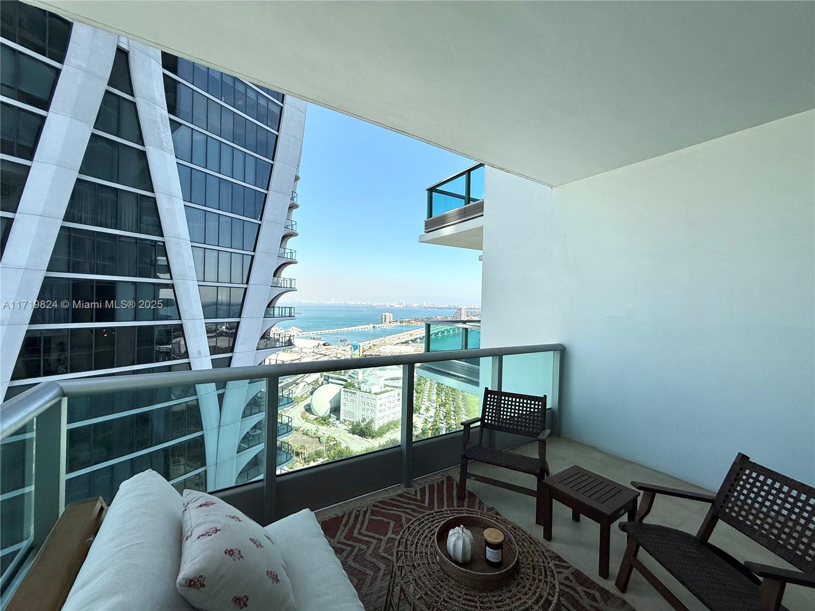 900 Biscayne Blvd # 3110