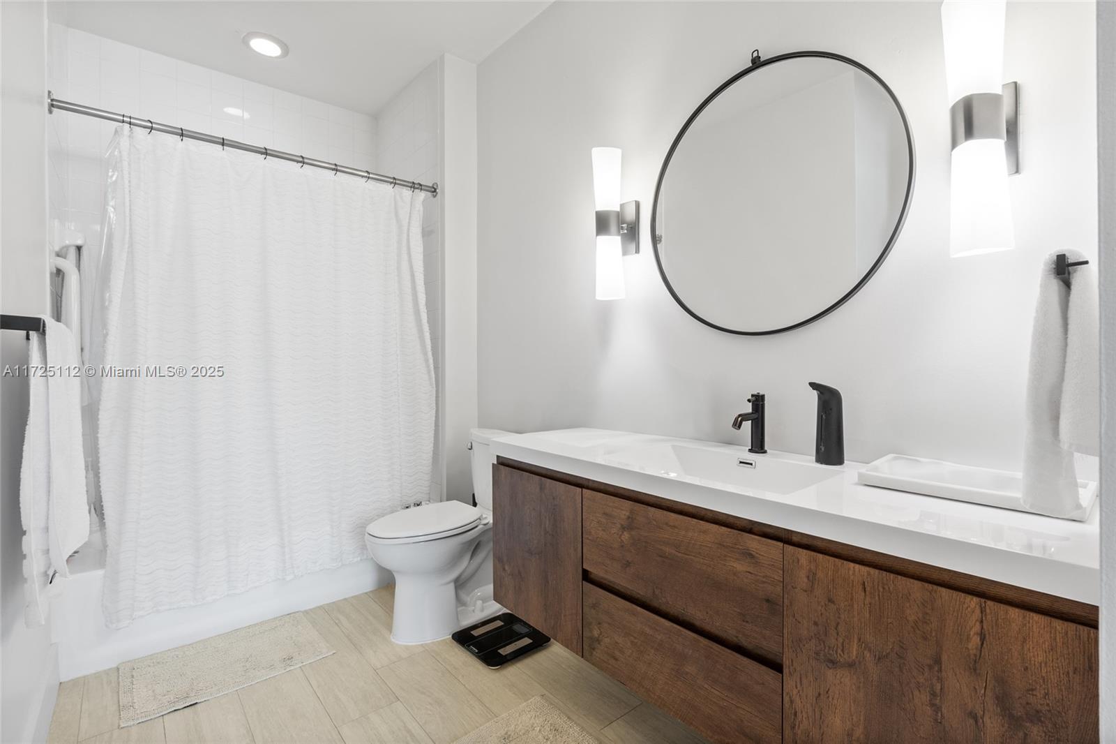 2001 Biscayne Blvd # 2610