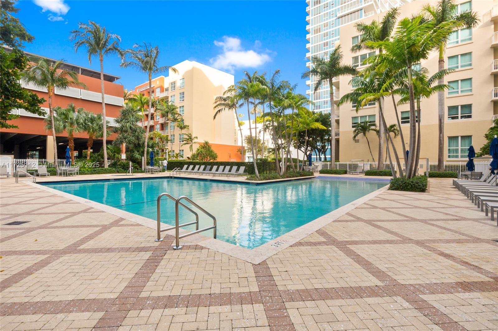 2001 Biscayne Blvd # 2610