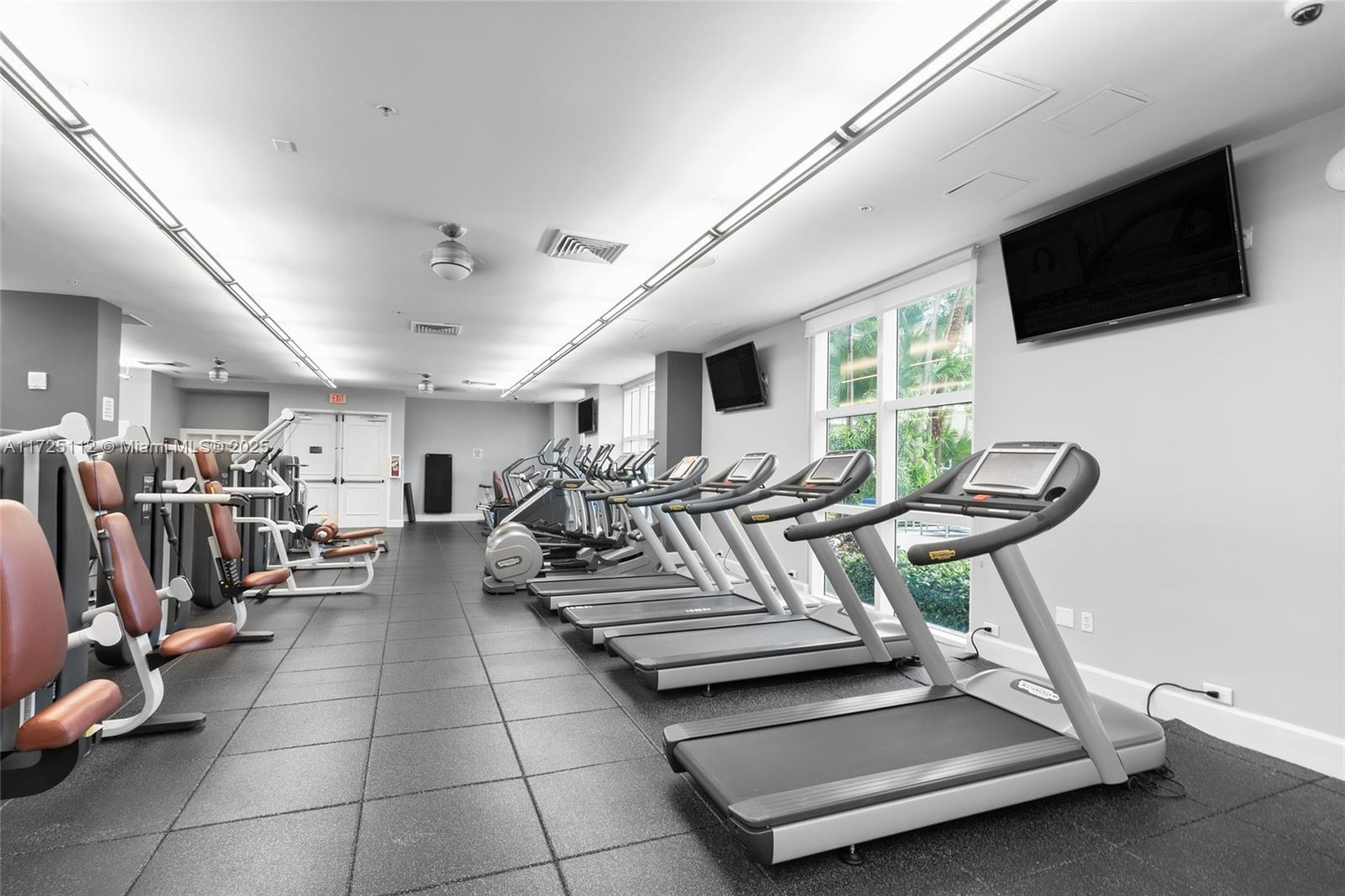 2001 Biscayne Blvd # 2610