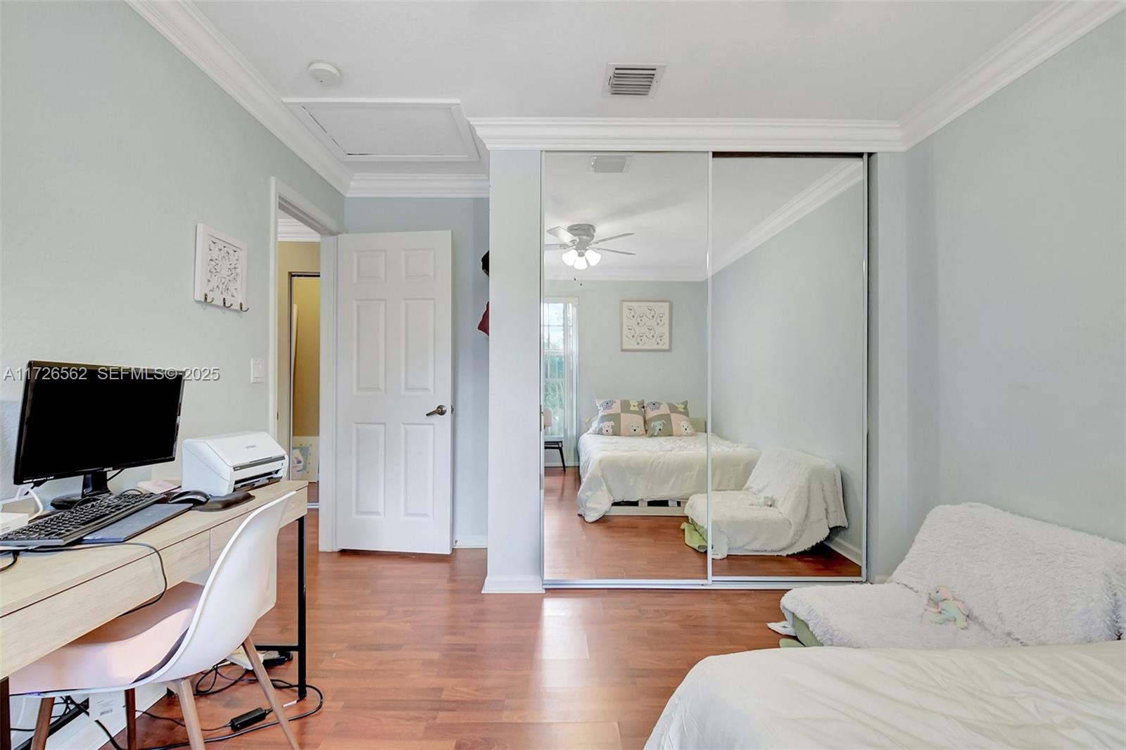 7816 Great Oak Drive