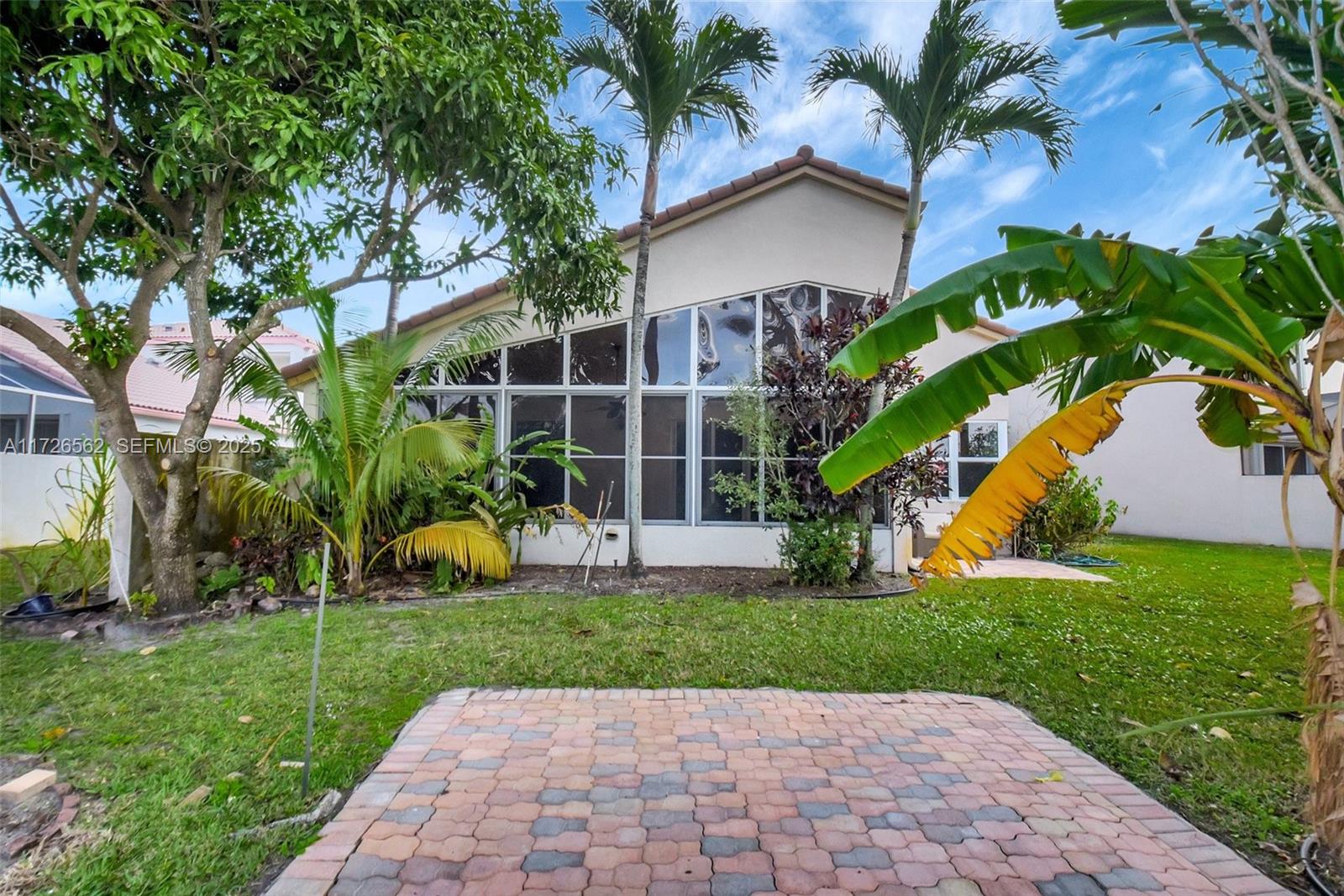 7816 Great Oak Drive