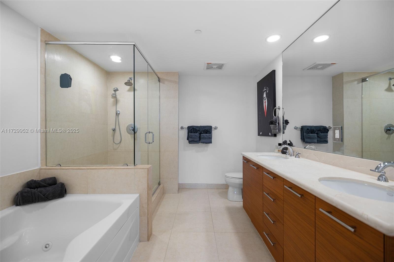 50 Biscayne Blvd # 1911