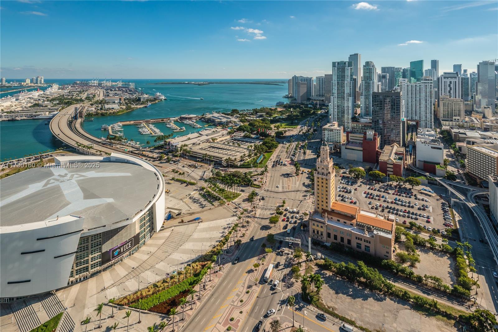 888 Biscayne Blvd # 4402
