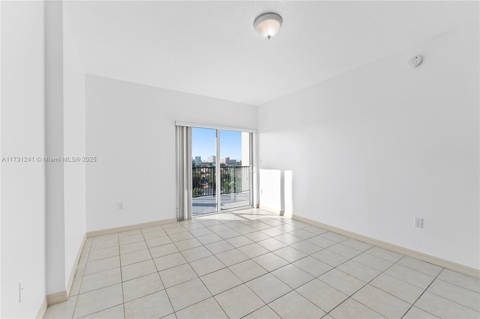 3410 Coral Way # 706