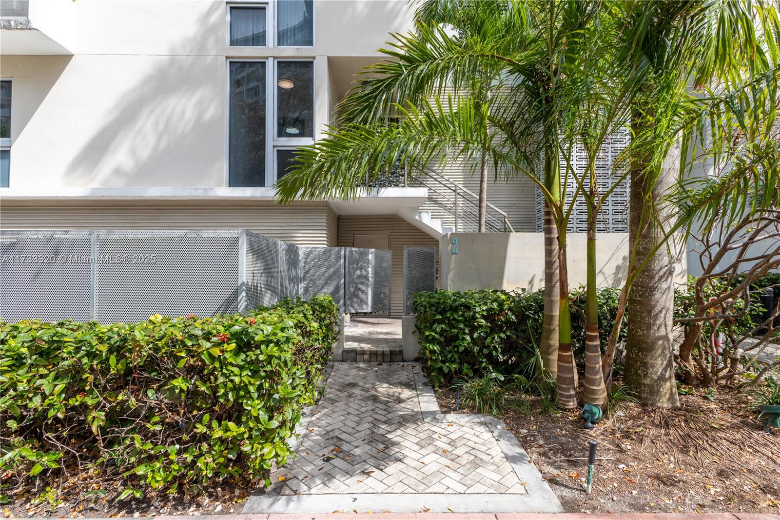 1125 West Ave # 2