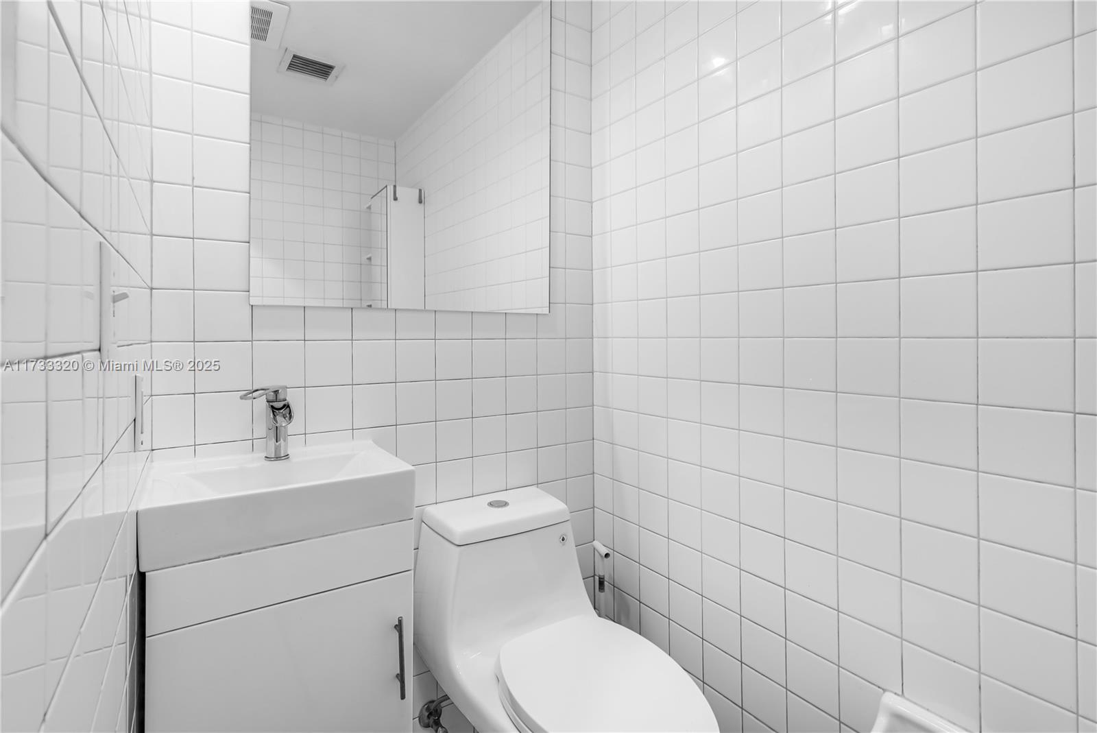 1125 West Ave # 2