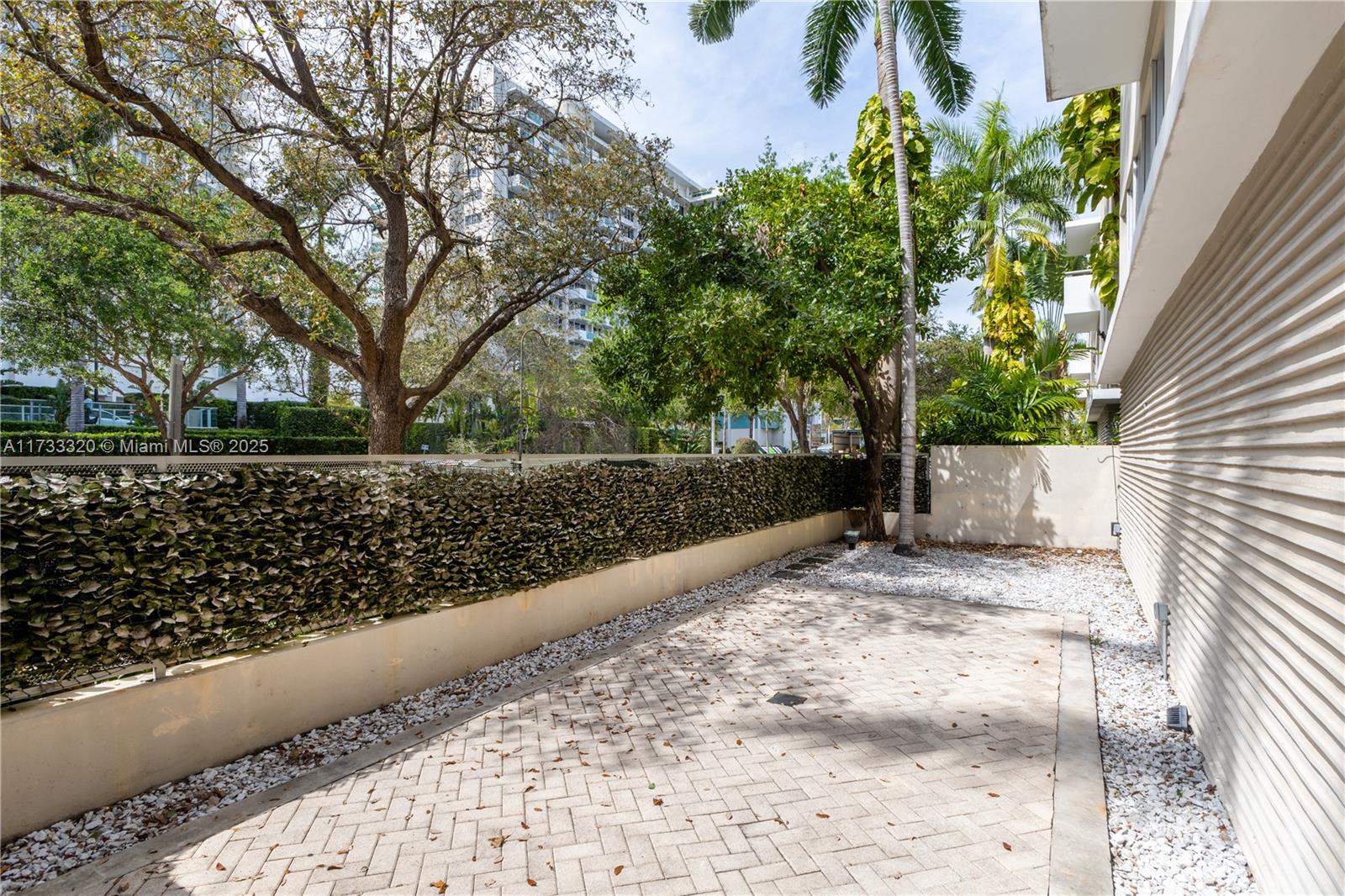 1125 West Ave # 2