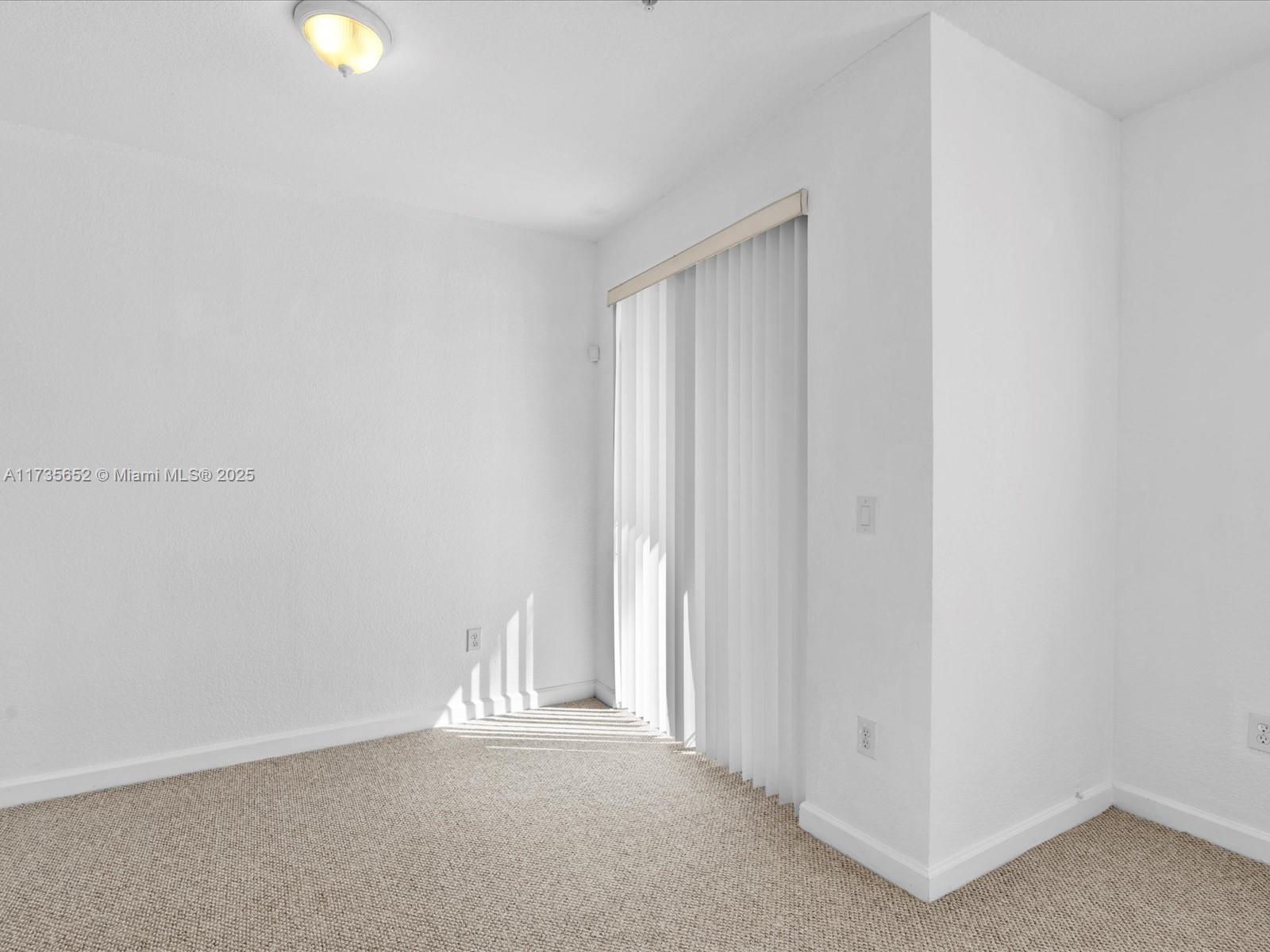 120 Jacaranda Country Club Dr # 200