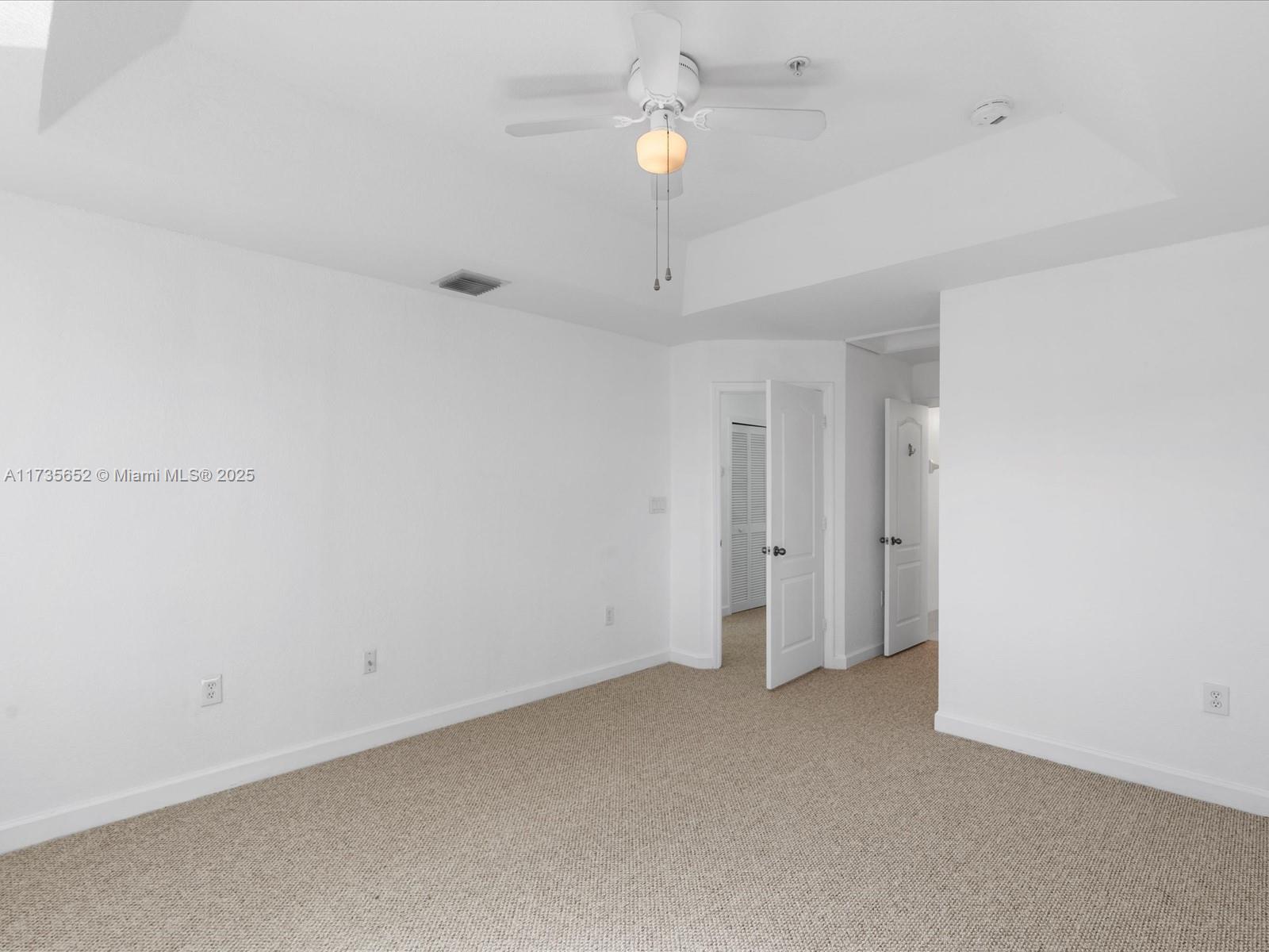 120 Jacaranda Country Club Dr # 200