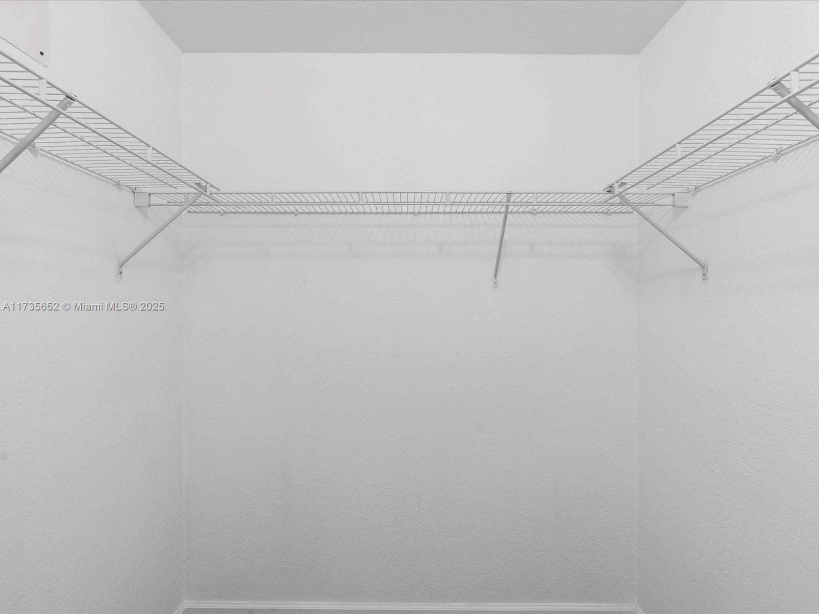 120 Jacaranda Country Club Dr # 200