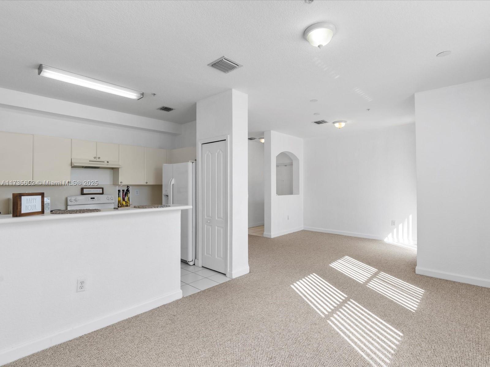 120 Jacaranda Country Club Dr # 200