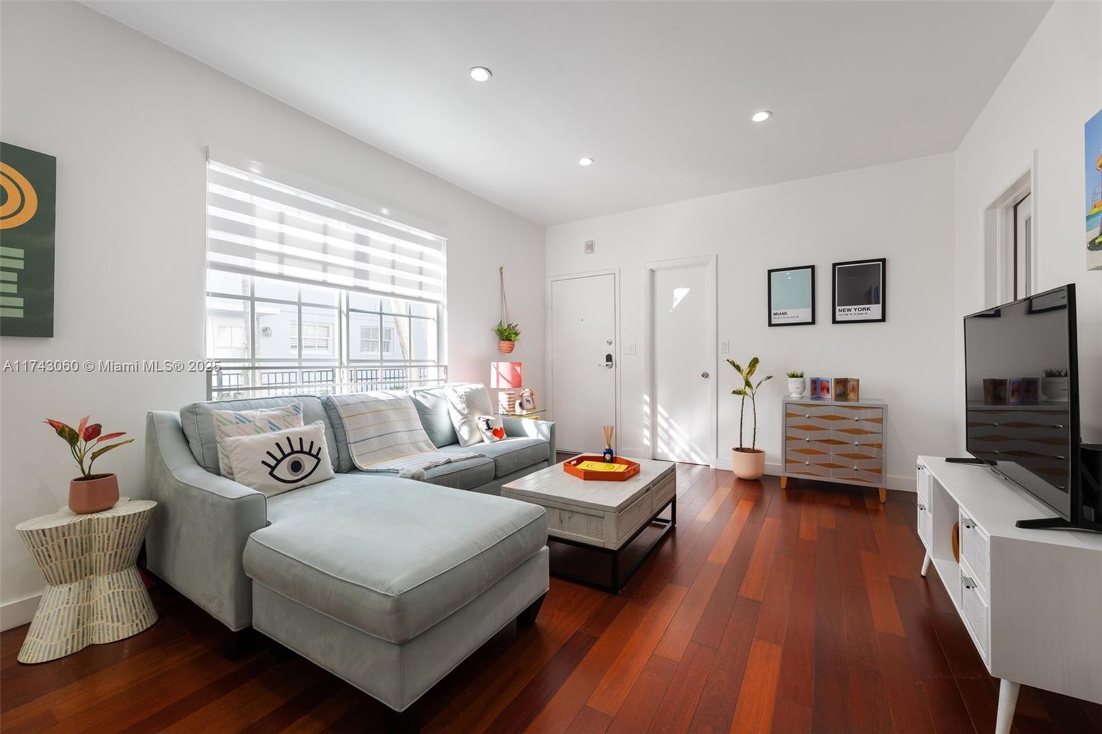 815 Euclid Ave # 2