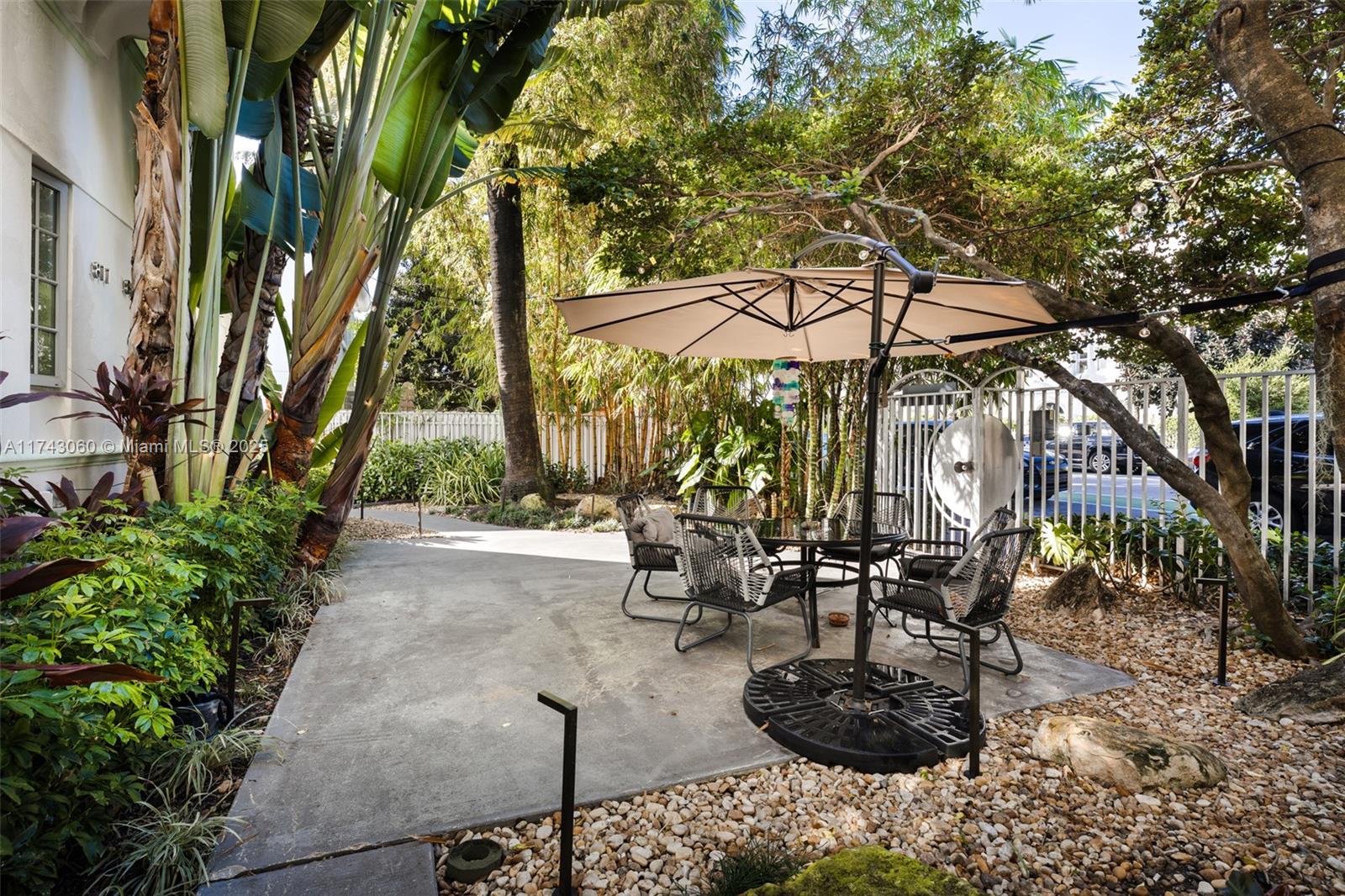 815 Euclid Ave # 2