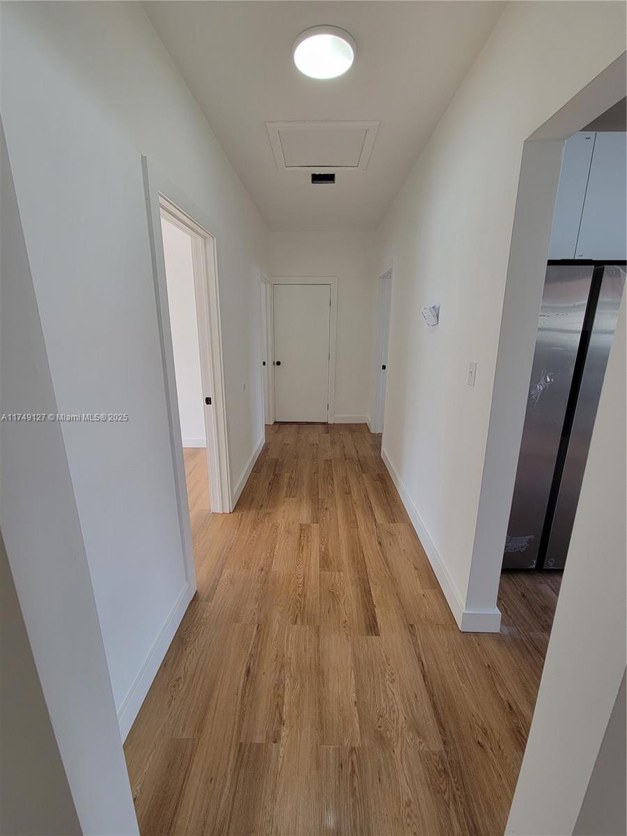 900 SW 8th Ct Unit: Front