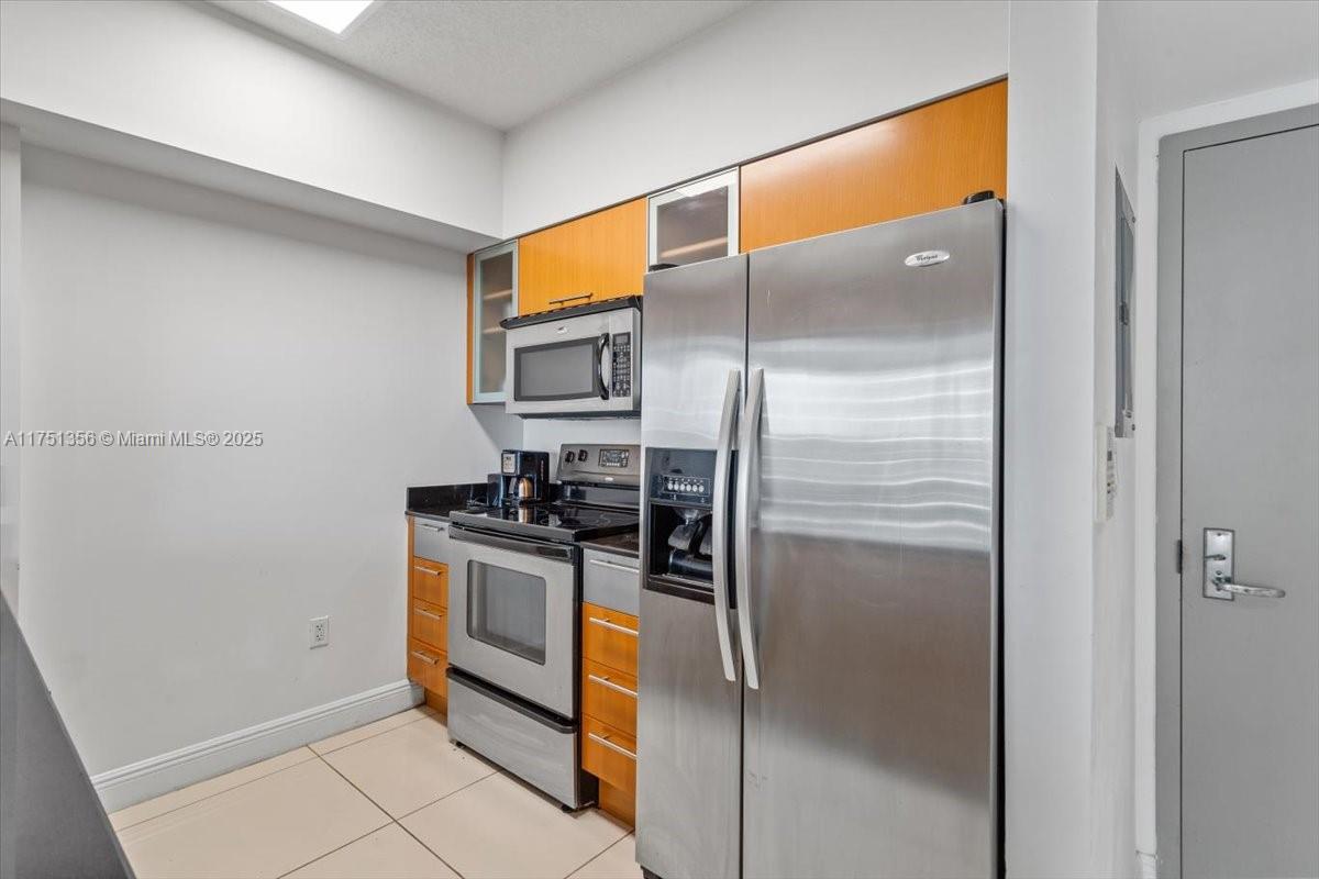 1750 N Bayshore Dr # 4809