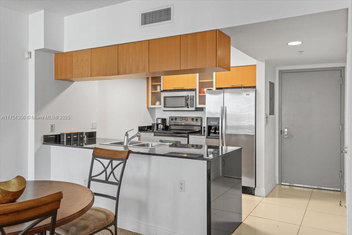 1750 N Bayshore Dr # 4809