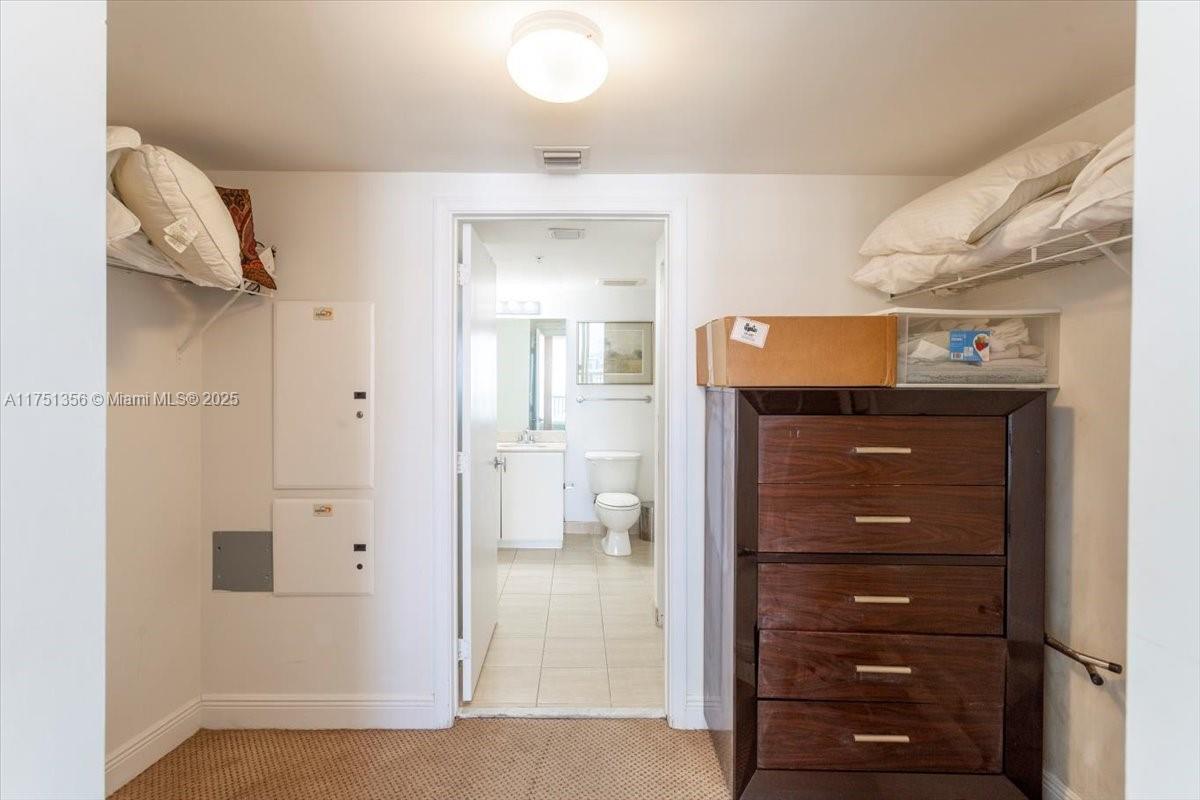 1750 N Bayshore Dr # 4809