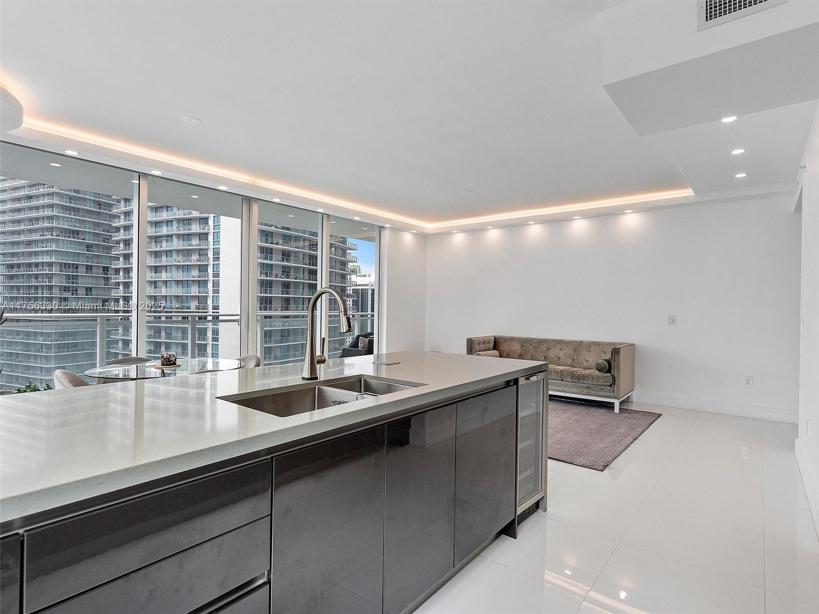 1080 Brickell Ave # 2301