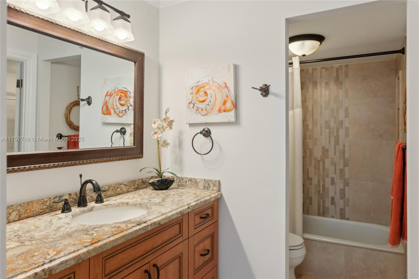 1236 Hillsboro Mile # 403
