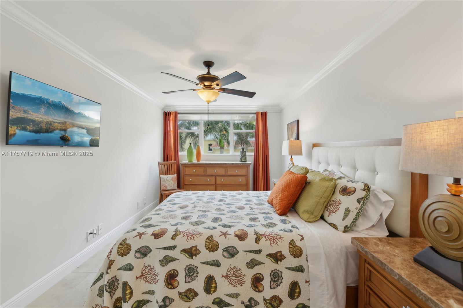 1236 Hillsboro Mile # 403