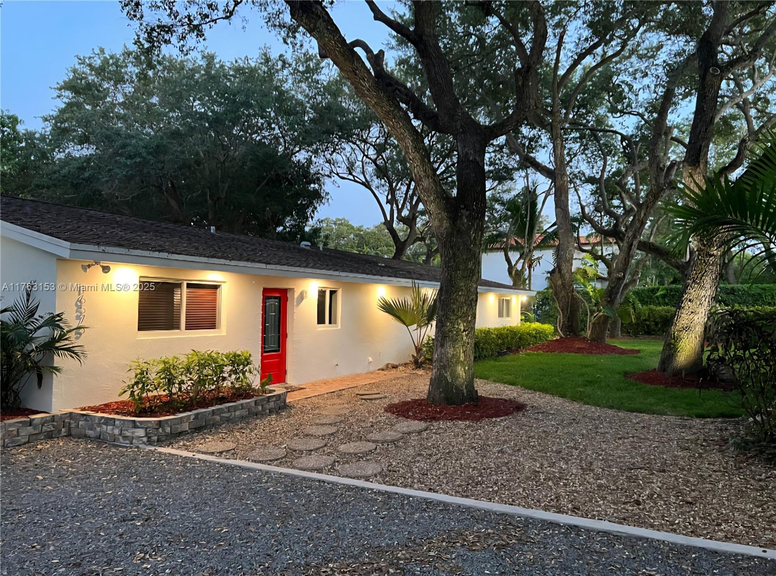 16575 Old Cutler Rd # 16575