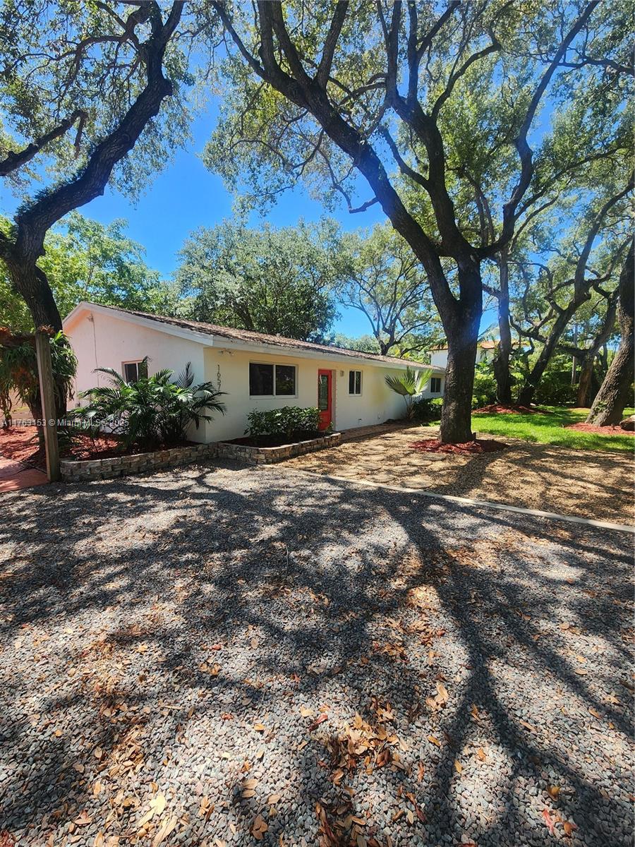 16575 Old Cutler Rd # 16575