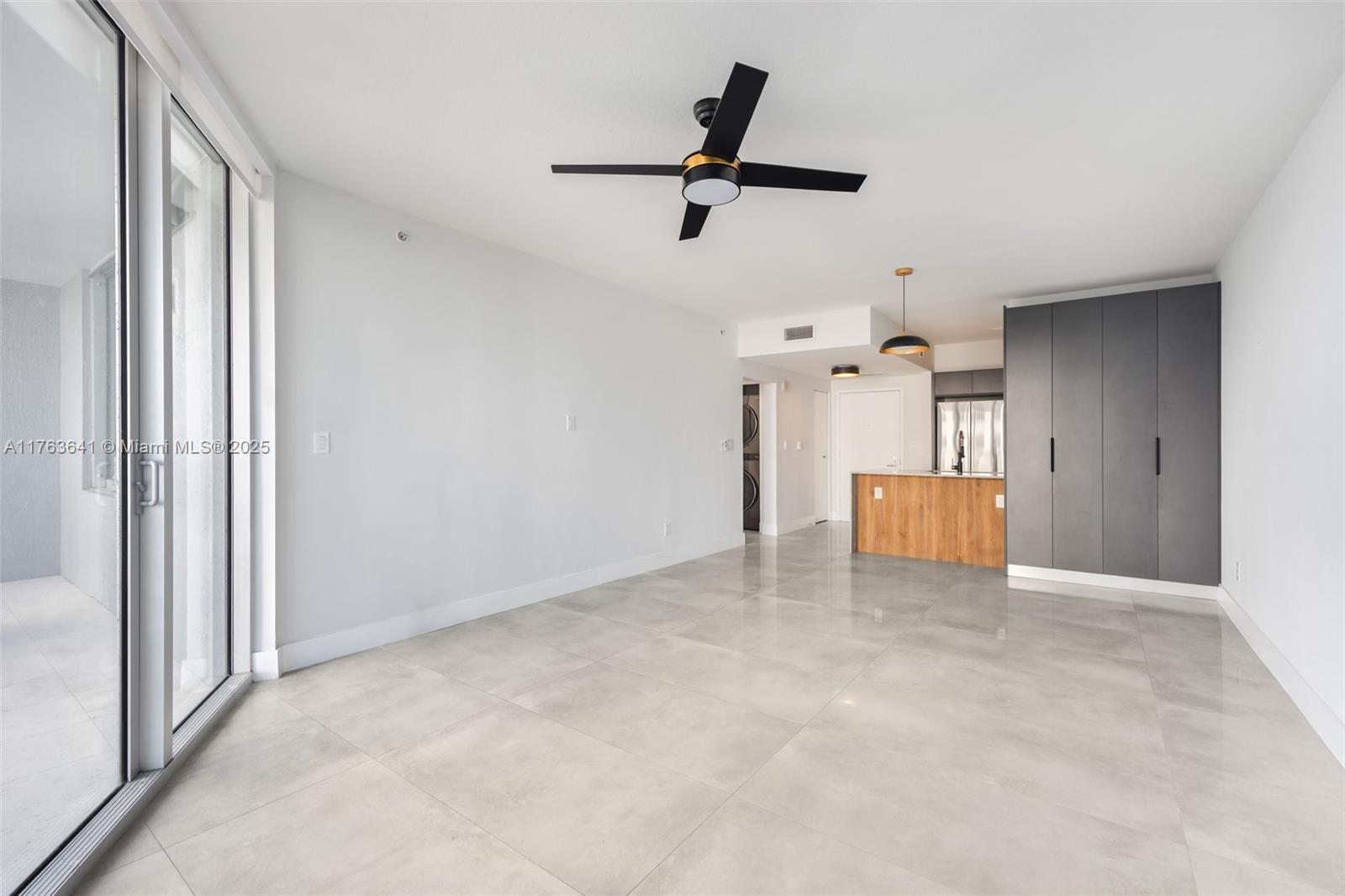 335 S Biscayne Blvd # 1502