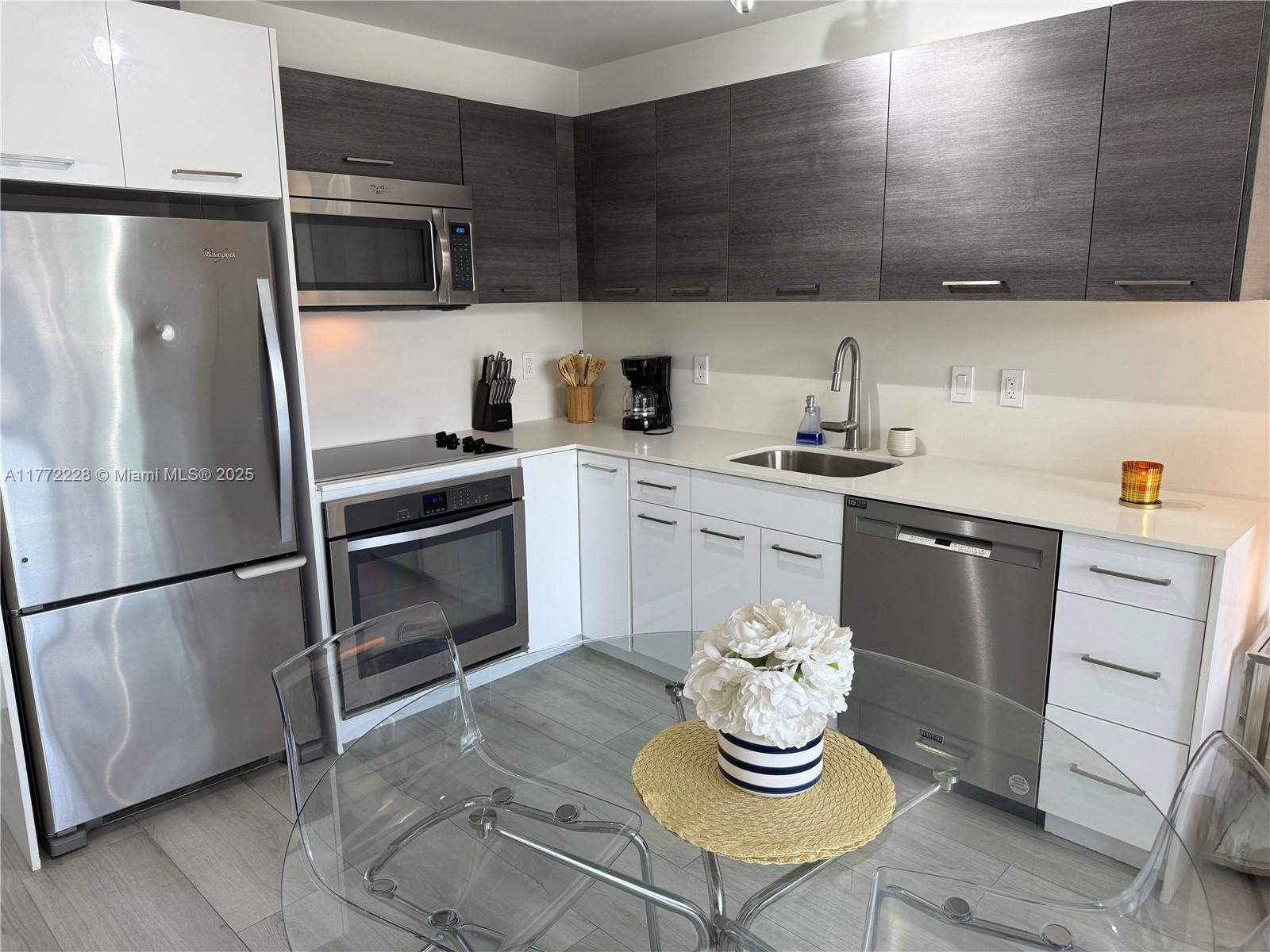 151 SE 1st St # 2505