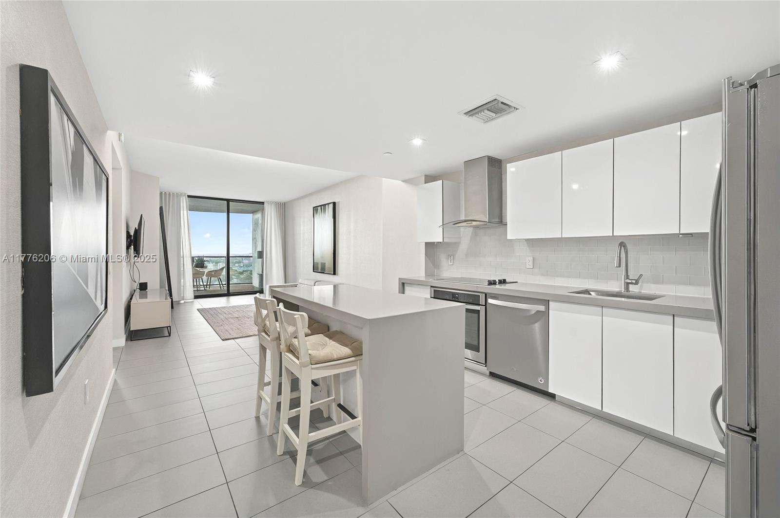 1600 NE 1st Ave # 2811