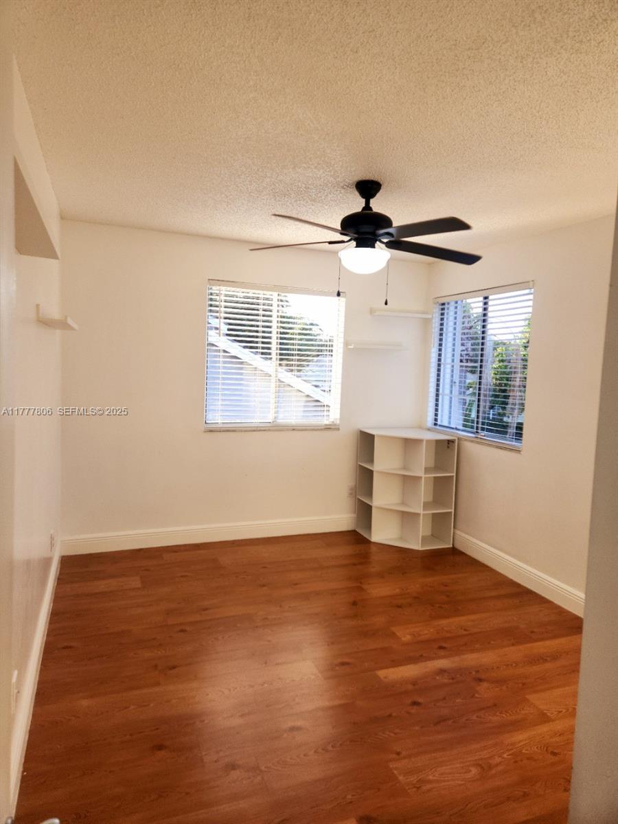 2984 Tall Oak Court