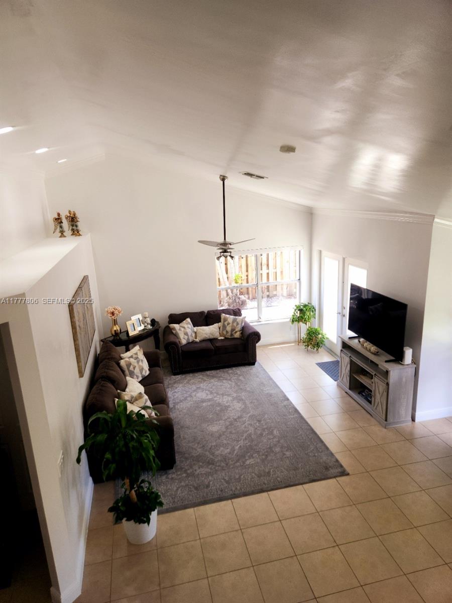 2984 Tall Oak Court