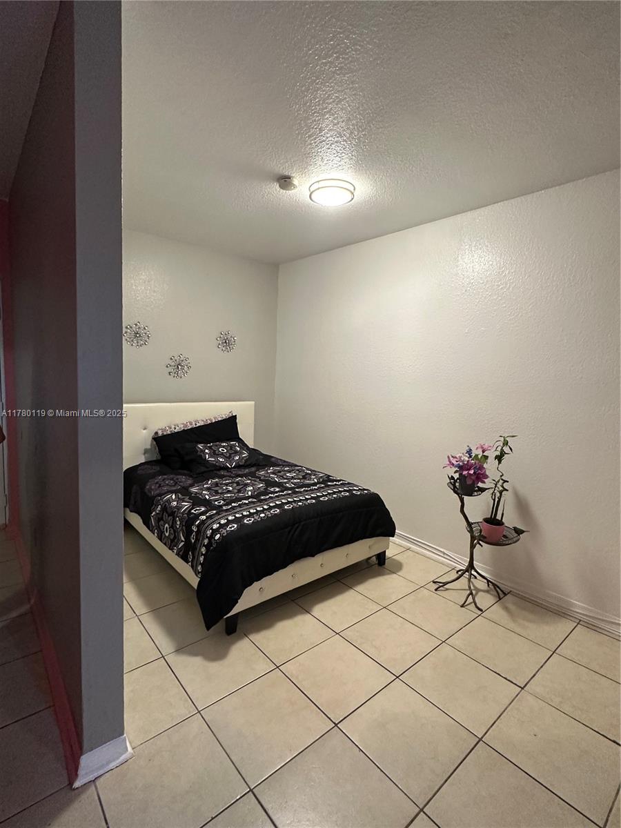 1021 NW 3rd St # 302