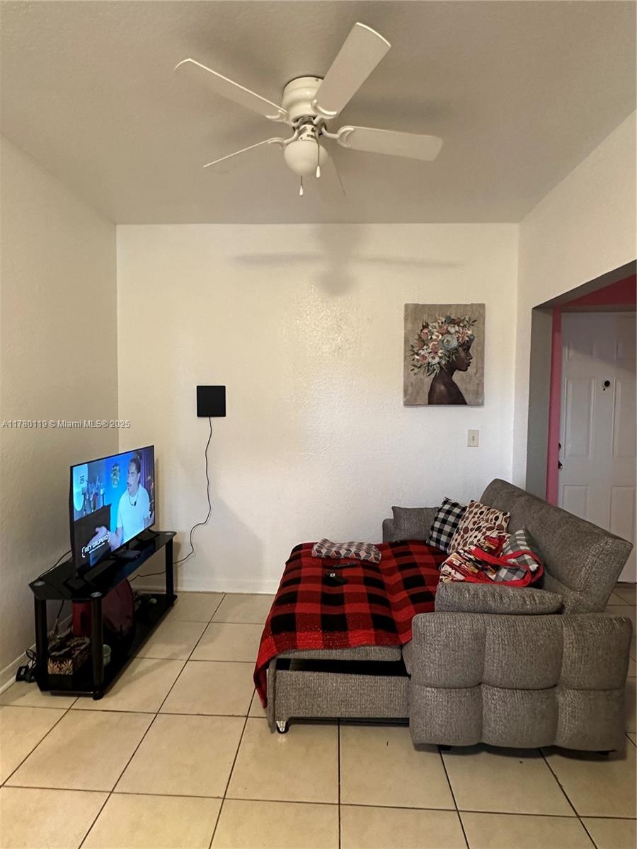 1021 NW 3rd St # 302