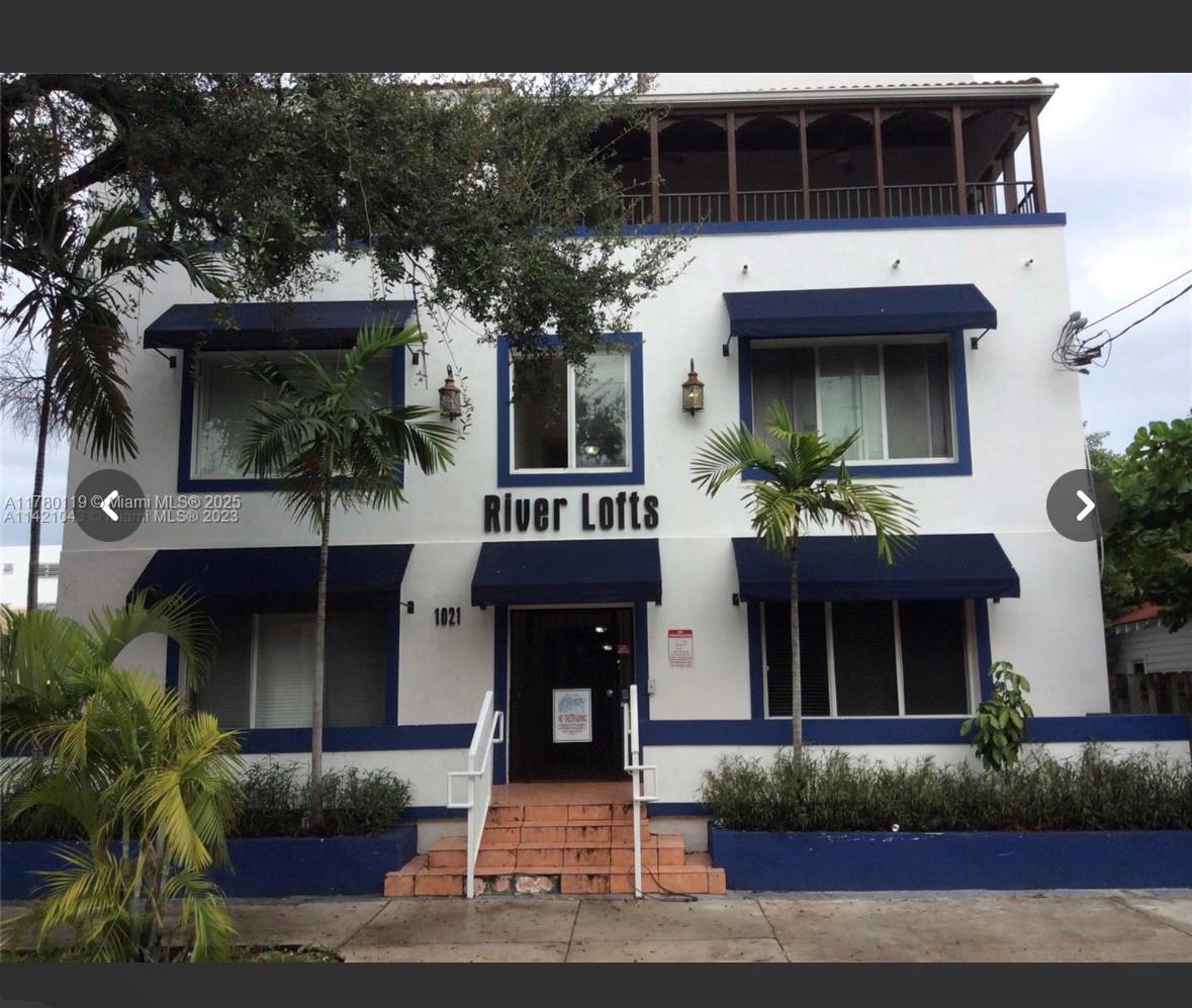 1021 NW 3rd St # 302